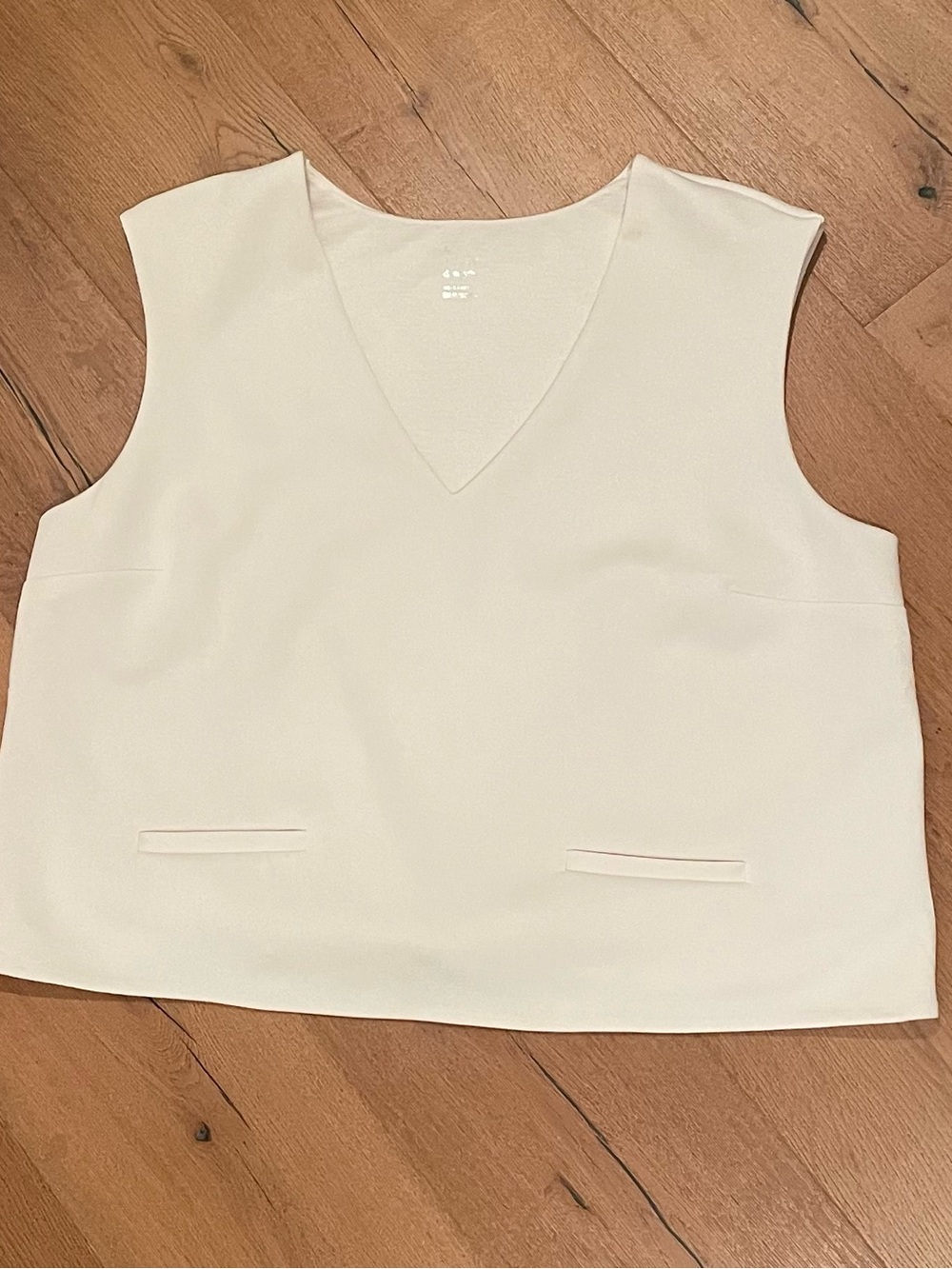 a new day Sleeveless V-Neck Tank Top - Ivory